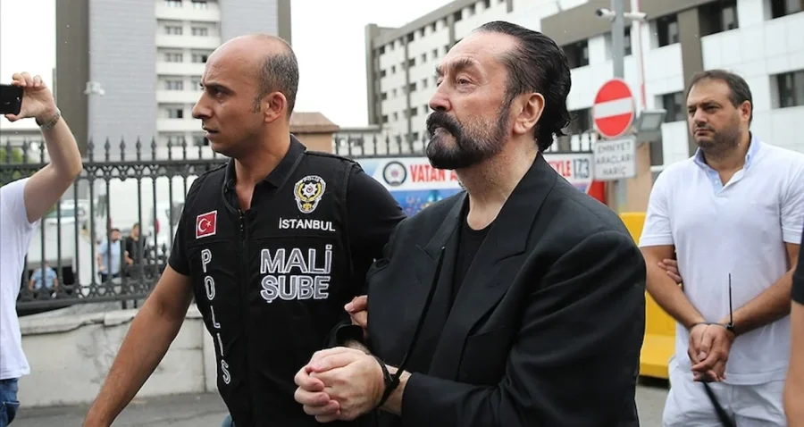 8 bin yıl hapis cezası alan Adnan Oktar’ın son hali