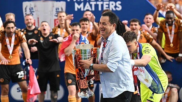 Wembley’de tarih yazdı! Acun Ilıcalı’dan ezber bozan başarı