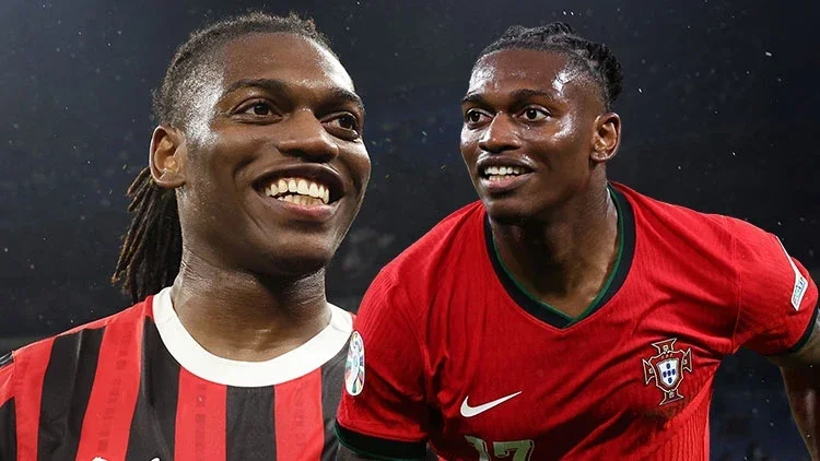 İtalyanlar açıkladı "Rafael Leao'ya Türkiye'den 2 teklif var"