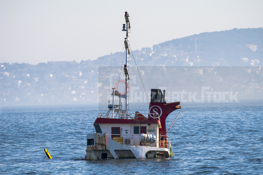 Sunken ship in Maltepe