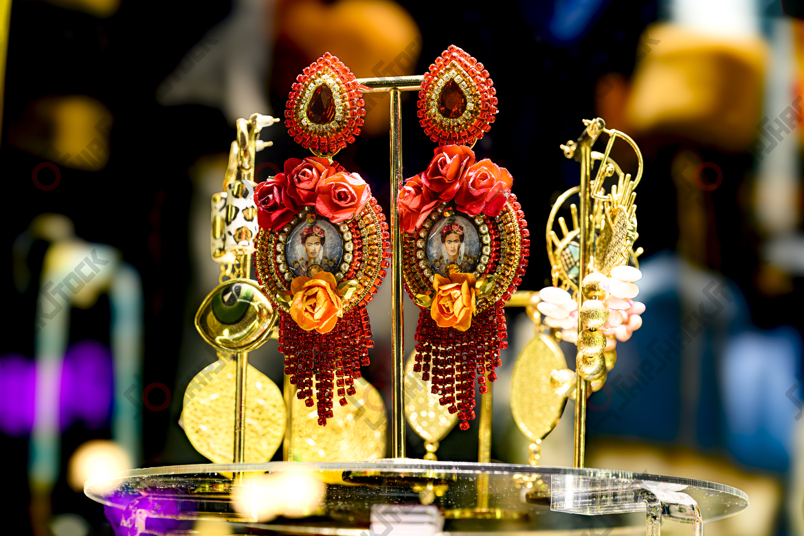 Frida Kahlo jewelry in the display window